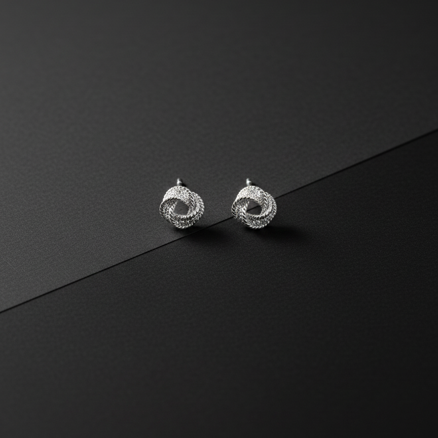 Infinity Knot Stud | Silver 925 | Rhodium Polish