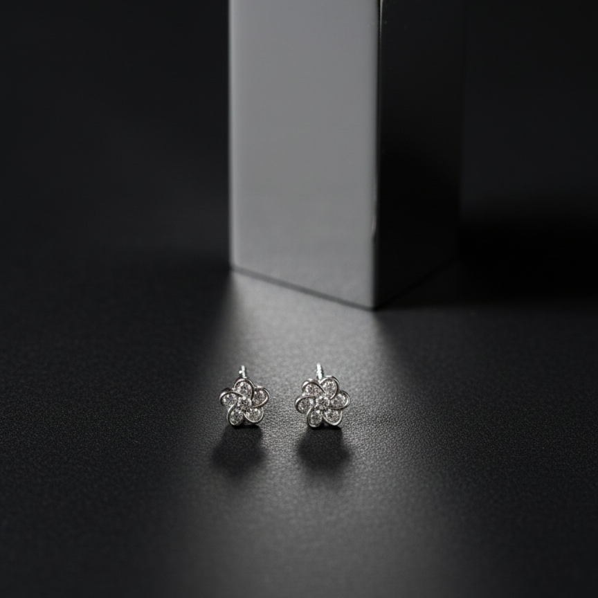 Graceful Lily Stud | Silver 925 | Rhodium Polish