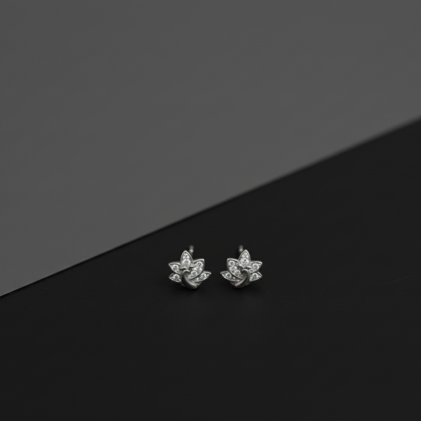 Peacock Dance Studs. | Silver 925 | Rhodium Polish
