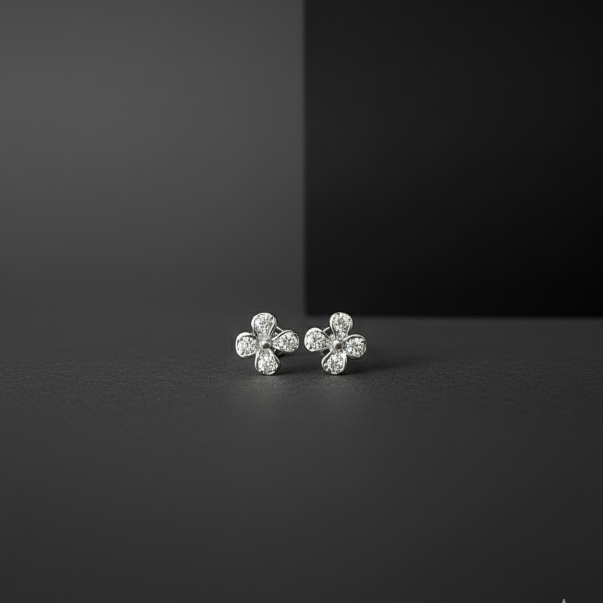 Blooming Flower Stud | Silver 925 | Rhodium Polish
